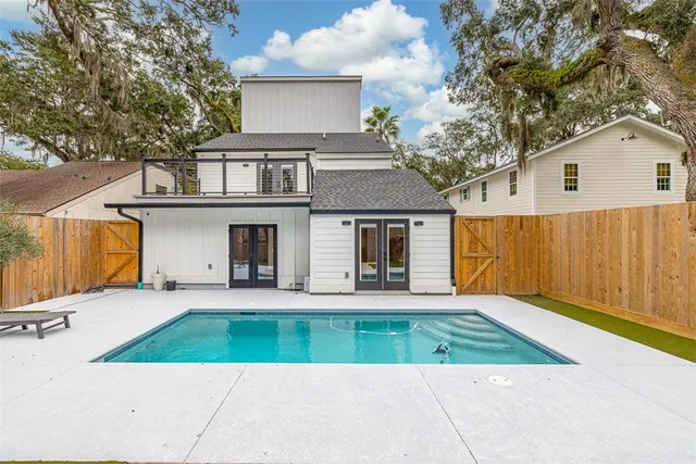 $1,179,000 | 113 Peachtree Street, St. Simons Island, GA 31522