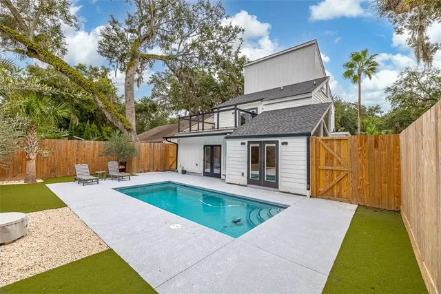 $1,179,000 | 113 Peachtree Street, St. Simons Island, GA 31522