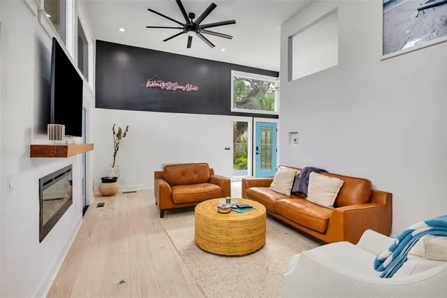 $1,179,000 | 113 Peachtree Street, St. Simons Island, GA 31522