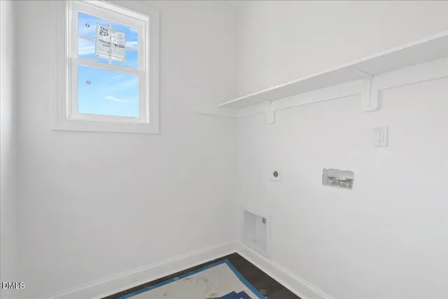 a view of utility room