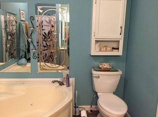 4696 Autumn Ridge Drive Columbus, IN 47203 - Photo 4 of 12 Gallery Image 4