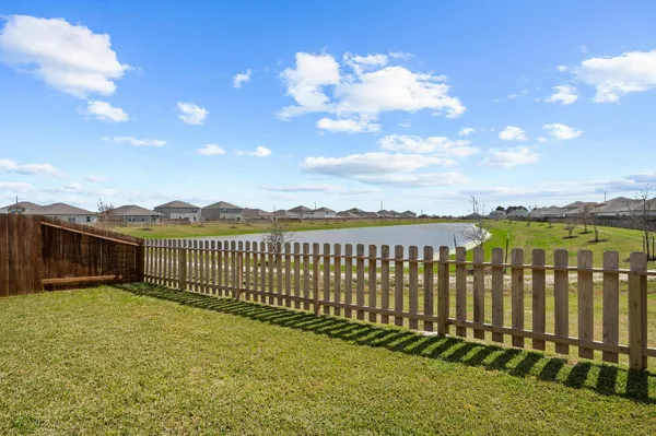 $2,200 | 6310 Highland Bnd Drive, Richmond, TX 77469