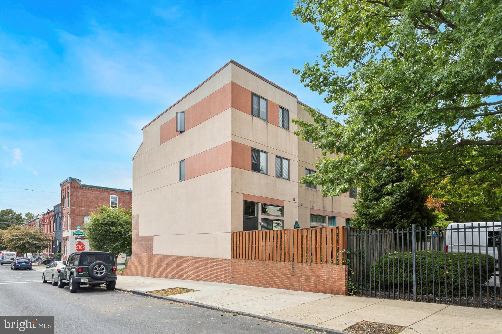 2801 Parrish Street Philadelphia, PA 19130 - Photo 3 of 35