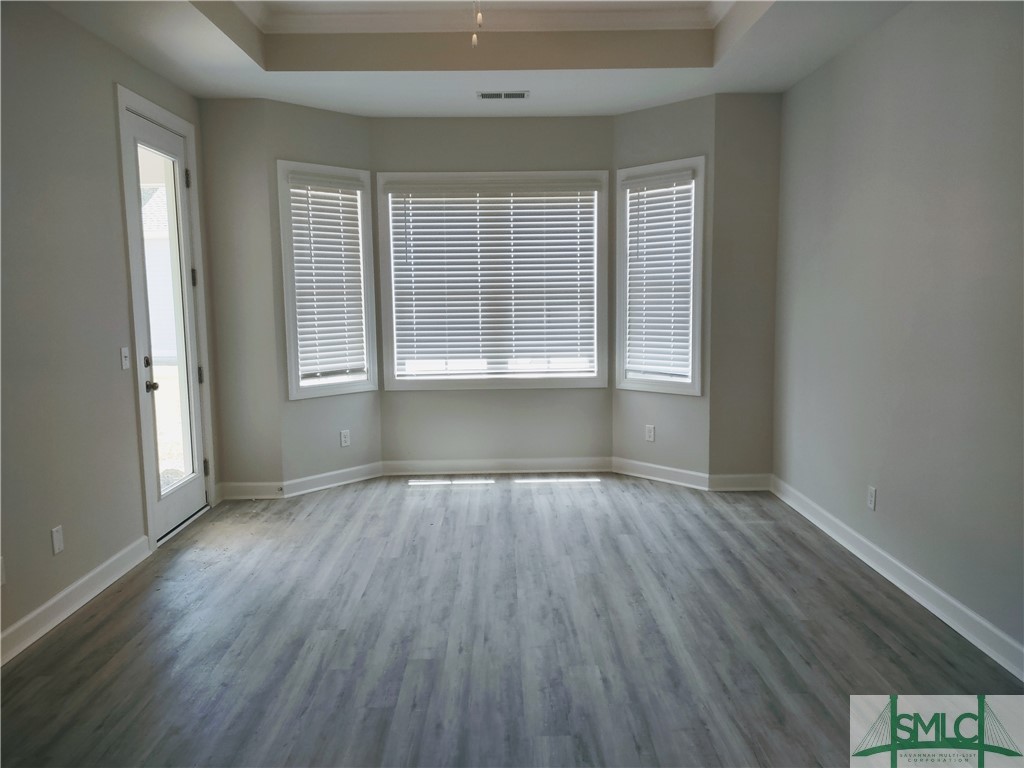 134 Bramswell Road Pooler, GA 31322 - Photo 7 of 30 PRIMARY BEDROON WITH BAY WINDOW AND GLASS DOOR TO