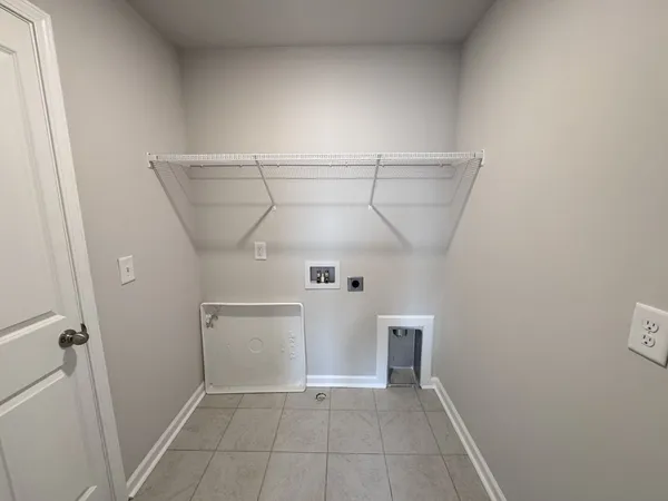 $2,100 | 502 Gilroy Court, Antioch, TN 37013