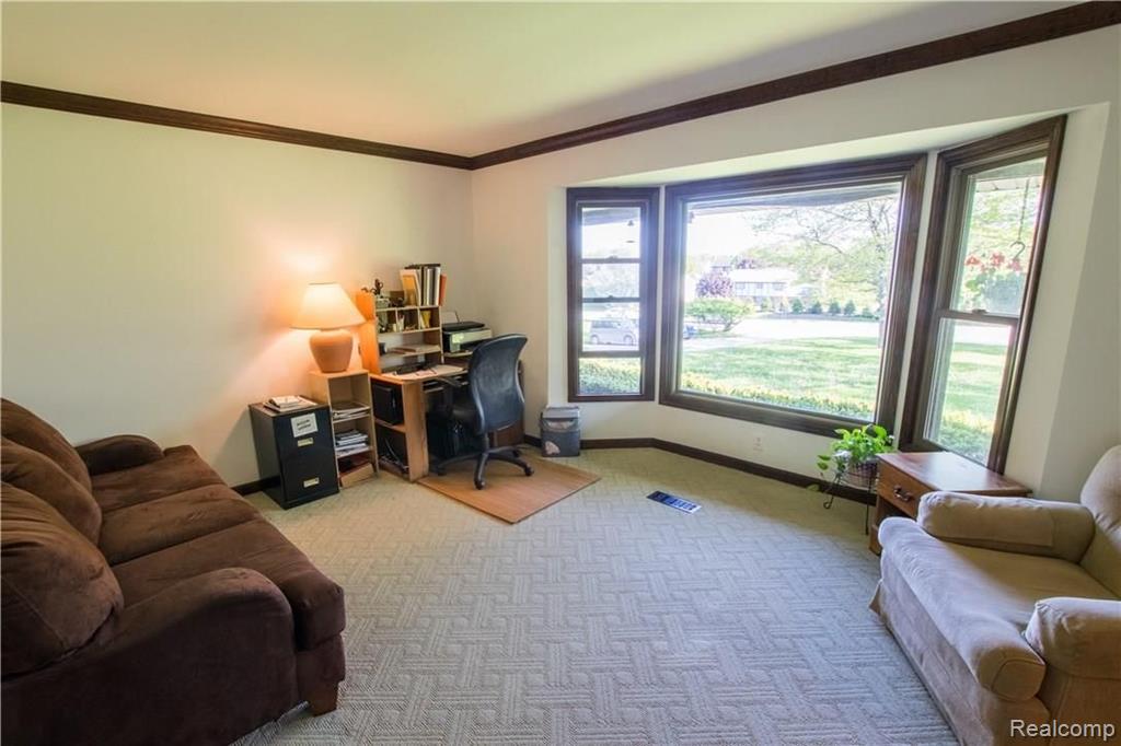2772 West Tienken Road Rochester Hills, MI 48306 - Photo 6 of 22