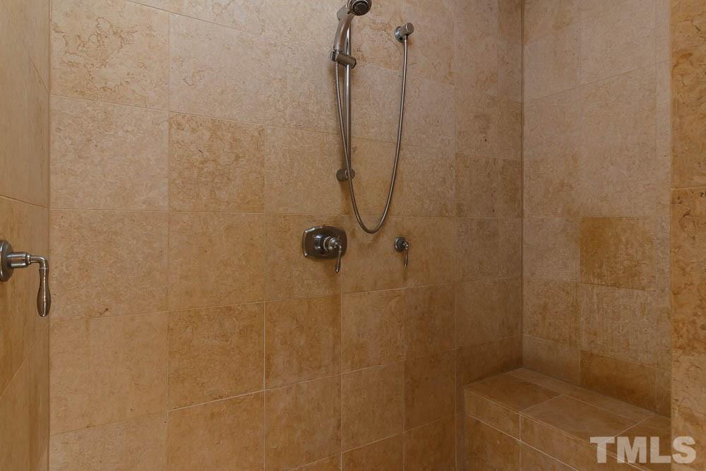 308 Buncombe Street Raleigh, NC 27609 - Photo 13 of 25 a bathroom with a shower