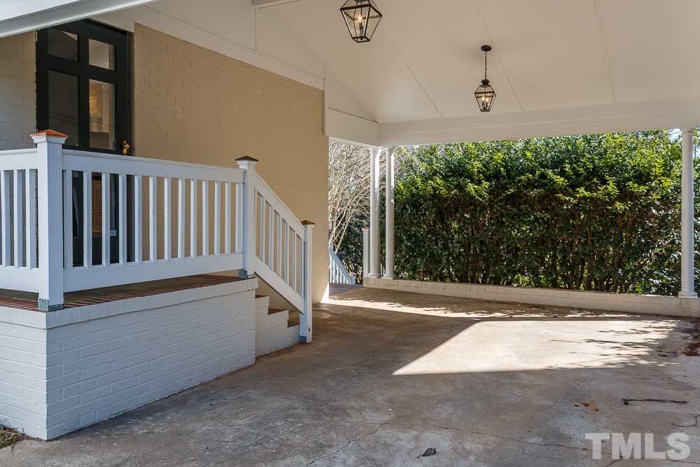 308 Buncombe Street Raleigh, NC 27609 - Photo 22 of 25 a view of outdoor space with porch