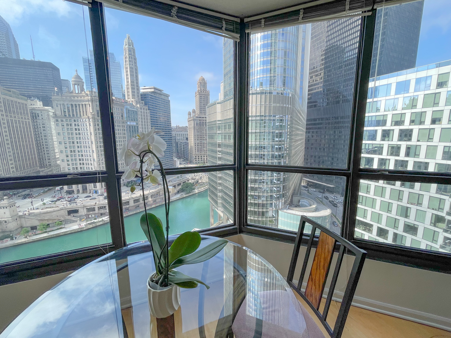 405 North Wabash Avenue, Unit 1410 Chicago, IL 60611 - Photo 2 of 18 a view of balcony with furniture