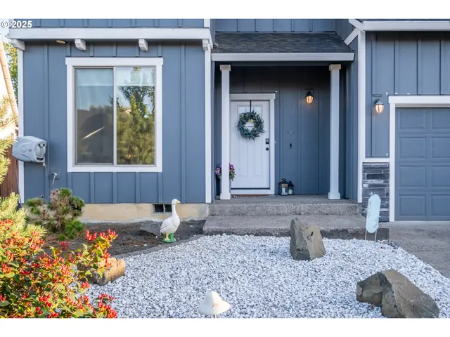 a view of an entryway door