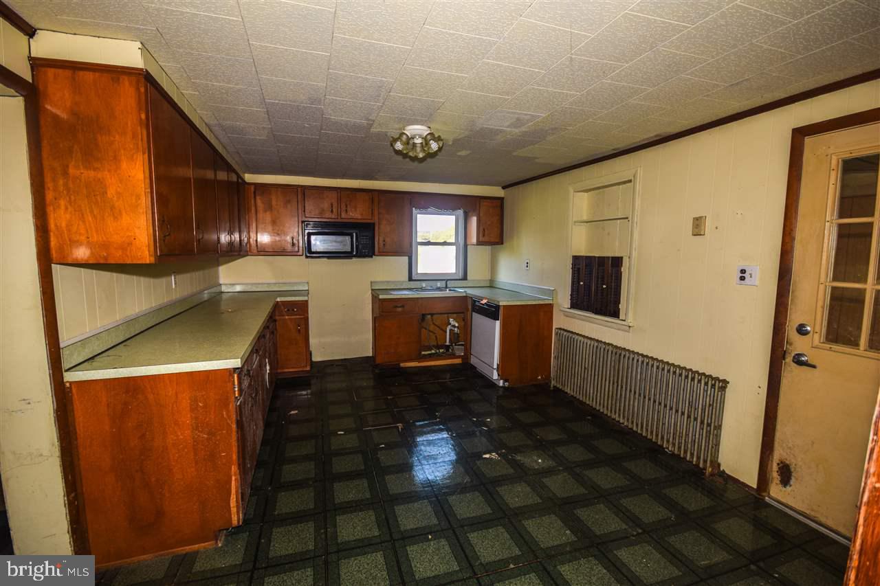 15 Hanover Street Spring Grove, PA 17362 - Photo 11 of 25 Gallery Image 11