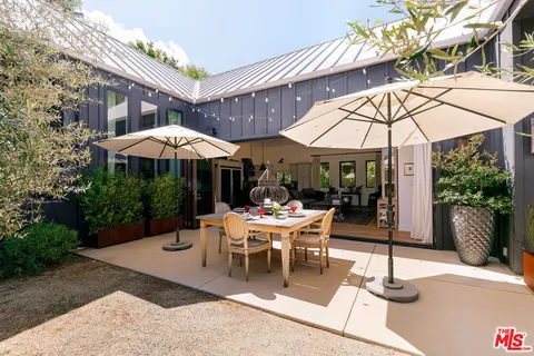 $2,395,000 | 28960 Crags Drive, Agoura Hills, CA 91301