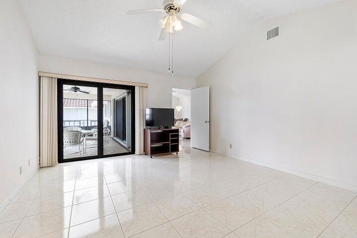 9525 El Clair Ranch Road Boynton Beach, FL 33437 - Photo 9 of 21 Photo 9