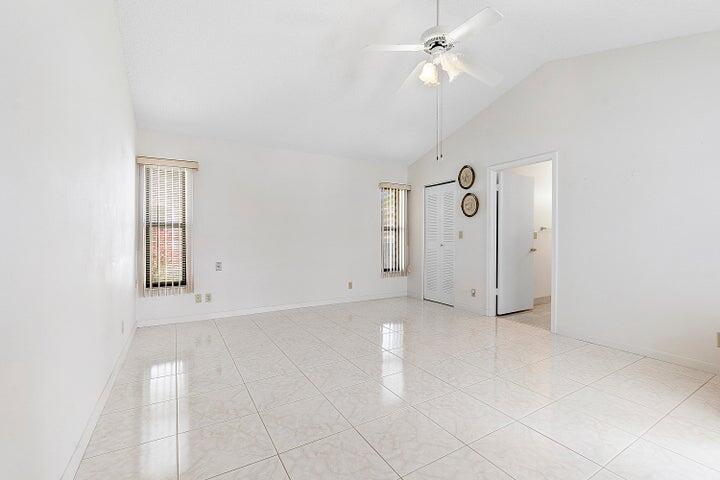 9525 El Clair Ranch Road Boynton Beach, FL 33437 - Photo 10 of 21 Photo 10