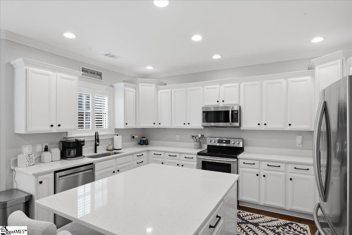 55 Devonhall Way Taylors, SC 29687 - Photo 15 of 41