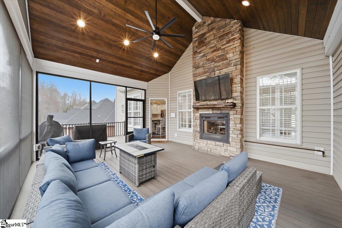 55 Devonhall Way Taylors, SC 29687 - Photo 20 of 41