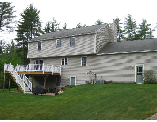 54 Emery Road Townsend, MA 01469 - Photo 4 of 18