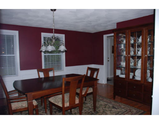 54 Emery Road Townsend, MA 01469 - Photo 9 of 18