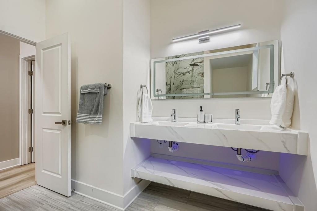 18 Booker Street Northwest Atlanta, GA 30314 - Photo 10 of 12