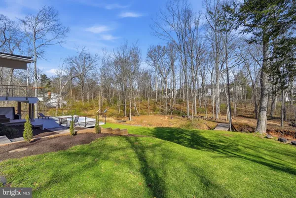 $1,235,000 | 122 Lake Drive, Sterling, VA 20164