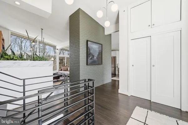 $1,235,000 | 122 Lake Drive, Sterling, VA 20164