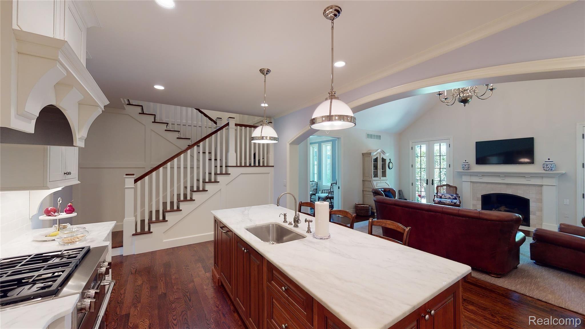 378 South Cranbrook Road Bloomfield Hills, MI 48301 - Photo 18 of 58 Welcome-To-378-S-Cranbrook-Road-In-Bloomfield-Hills-18-Kitchen.jpg