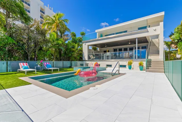 $19,900,000 | 2814 North Flagler Drive, West Palm Beach, FL 33407