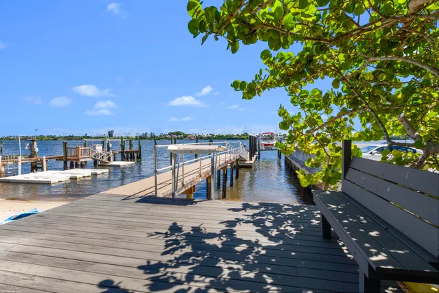 $19,900,000 | 2814 North Flagler Drive, West Palm Beach, FL 33407