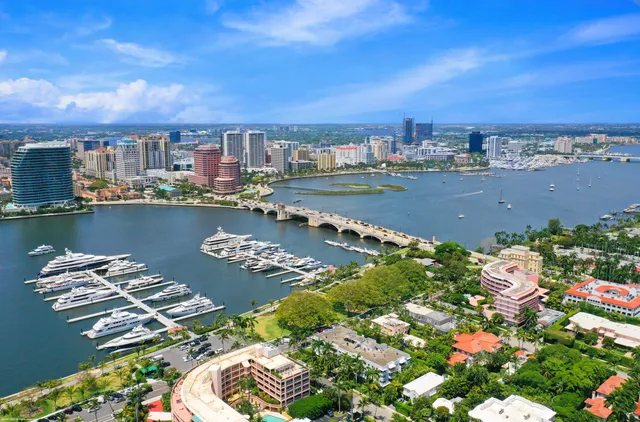 $19,900,000 | 2814 North Flagler Drive, West Palm Beach, FL 33407