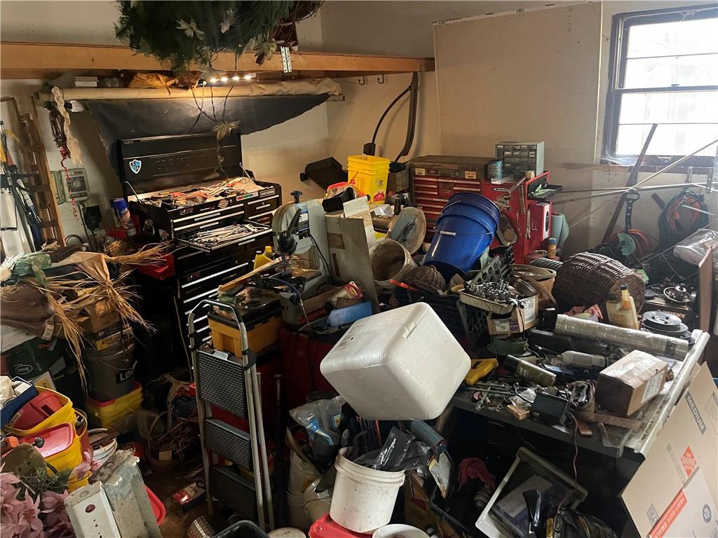 326 Frazier Drive New Castle, PA 16105 - Photo 25 of 27