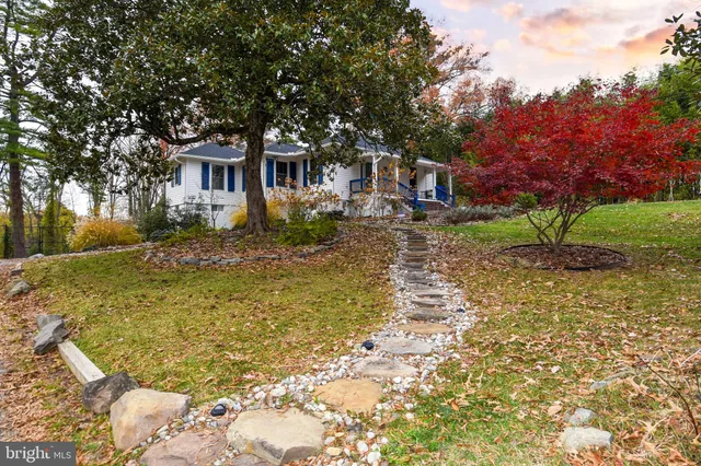 $579,000 | 6112 Naval Avenue, Lanham, MD 20706