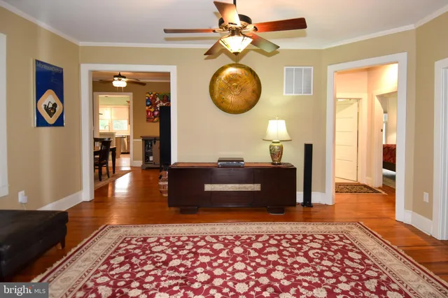 $579,000 | 6112 Naval Avenue, Lanham, MD 20706