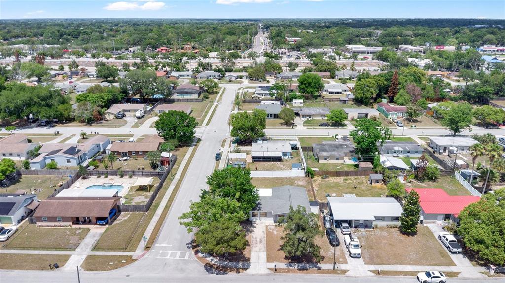 498 Clemson Drive Altamonte Springs, FL 32714 - Photo 30 of 31 an aerial view of residential houses with outdoor space