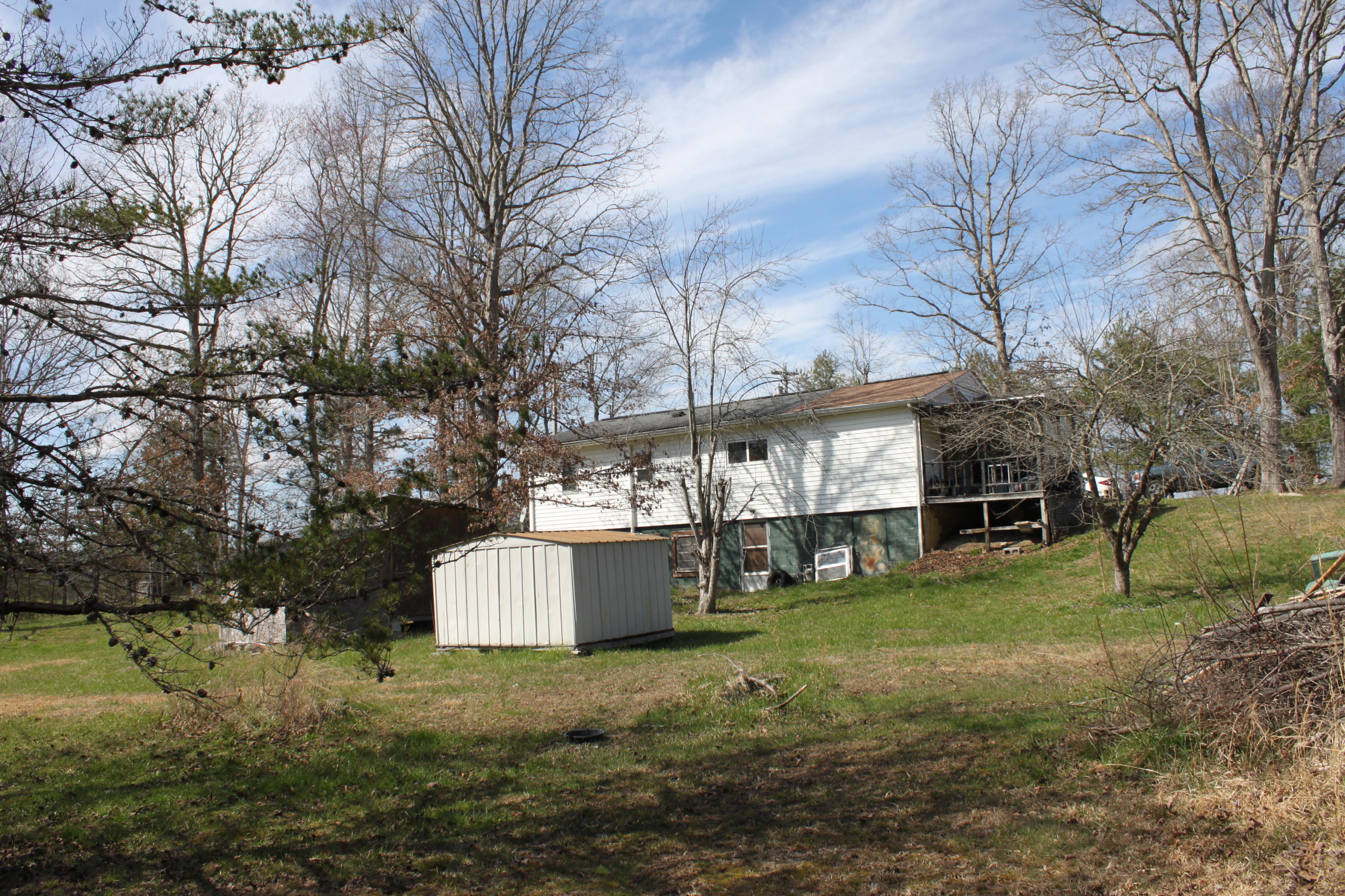 1019 New Light Road Winfield, TN 37892 - Photo 5 of 23 IMG_7936