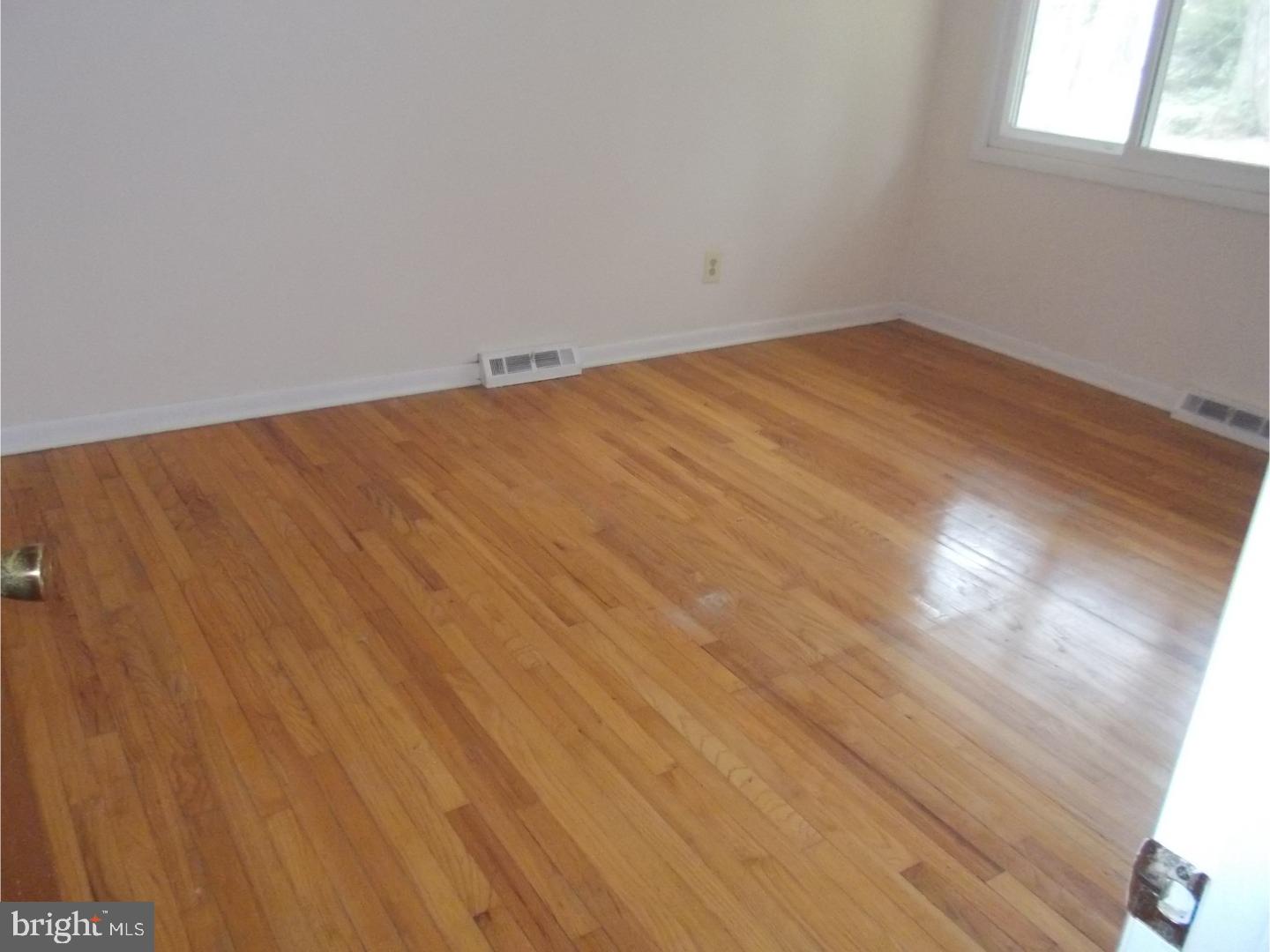 10 Maddock Road Titusville, NJ 08560 - Photo 16 of 24 Bedroom - Main