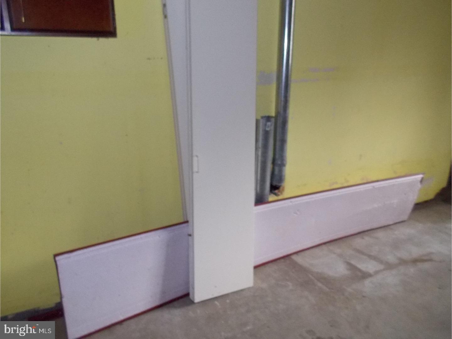 10 Maddock Road Titusville, NJ 08560 - Photo 20 of 24 Garage