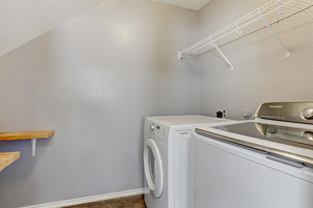 5913 Silver Screen Drive Austin, TX 78747 - Photo 11 of 31 a utility room with dryer and washer