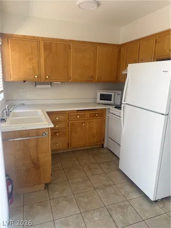$1,200 | 820 A, Unit 26, Boulder City, NV 89005