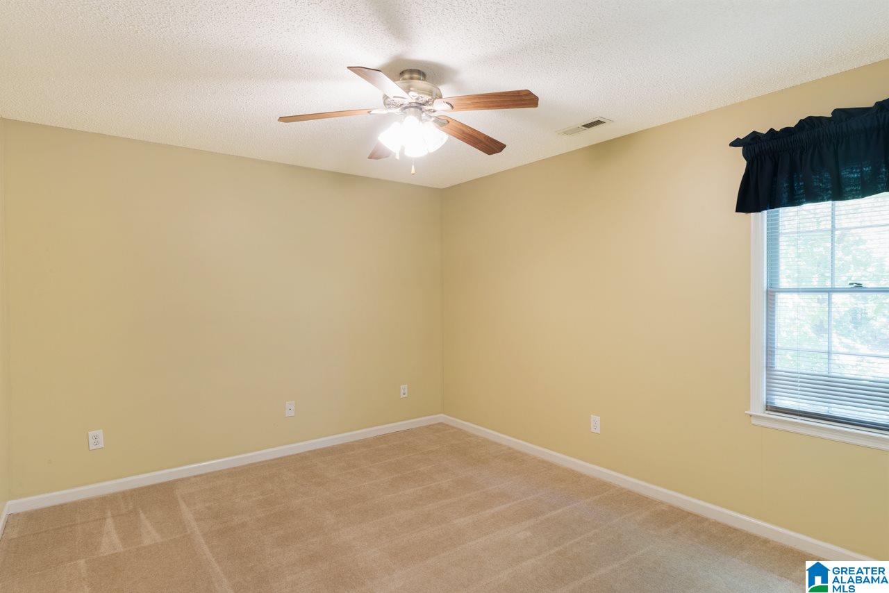104 Grande View Circle Alabaster, AL 35114 - Photo 19 of 33