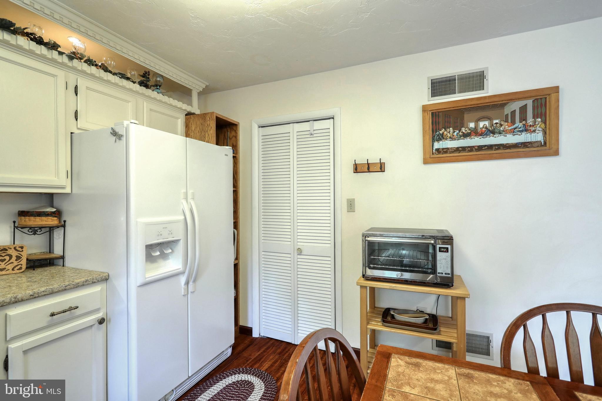 11 Pinewood Circle Hanover, PA 17331 - Photo 10 of 36 Gallery Image 10