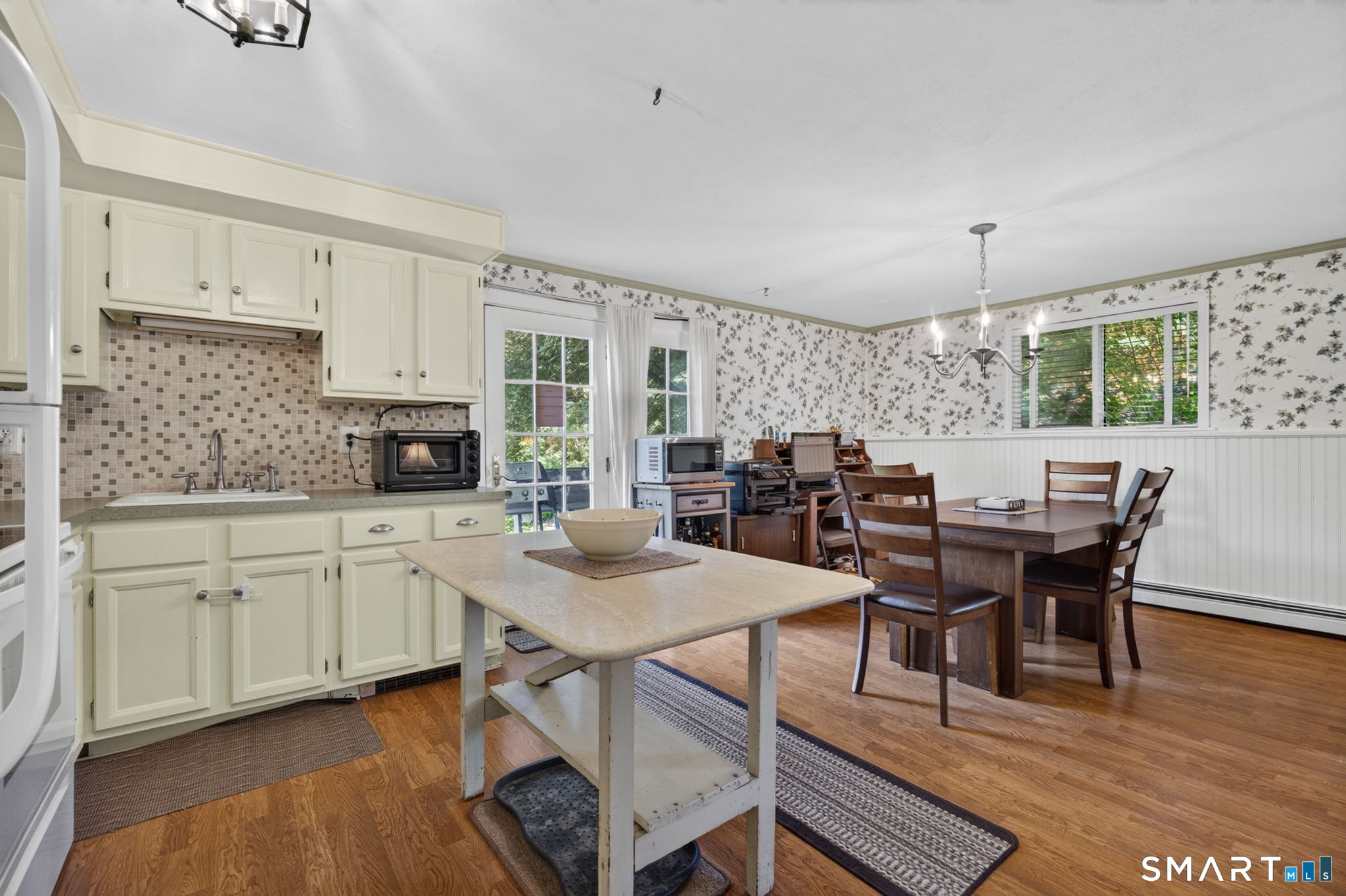 14 Whippoorwill Hill Road Newtown, CT 06470 - Photo 31 of 40