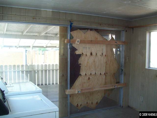 1345 Trainer Way Reno, NV 89512 - Photo 4 of 9 Photo 4