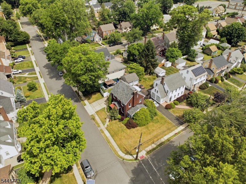 459 Twin Oaks Road Union, NJ 07083 - Photo 44 of 46