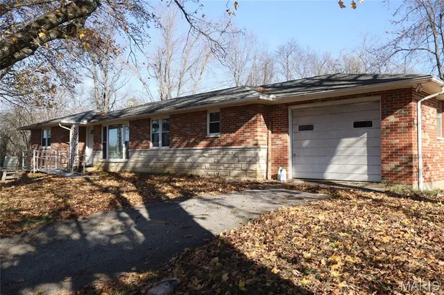 $155,000 | 1040 RR 2, Sedgewickville, MO 63781