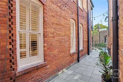 $999,000 | 316 East Charlton Street, Savannah, GA 31401