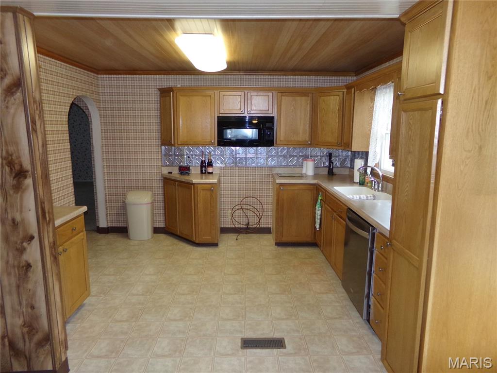 1954 Tilden Road Marissa, IL 62257 - Photo 15 of 23 Gallery Image 15