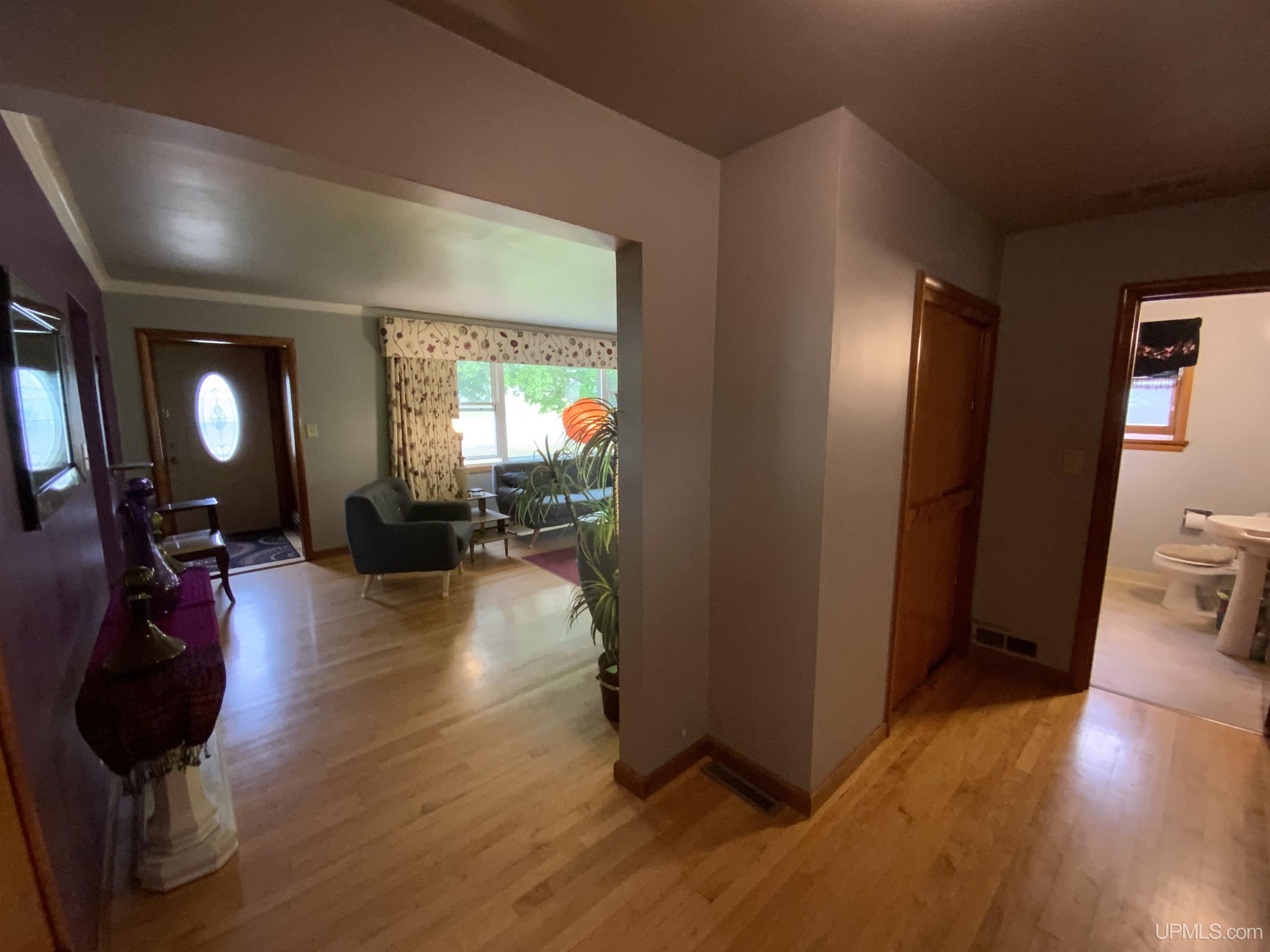 100 North Marigold Street Ishpeming, MI 49849 - Photo 6 of 45