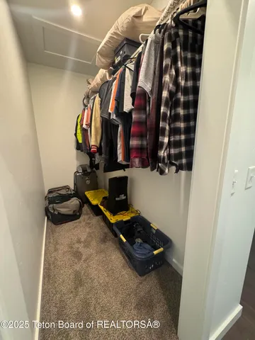 $845,000 | 604 Falcon Drive, Alpine, WY 83128