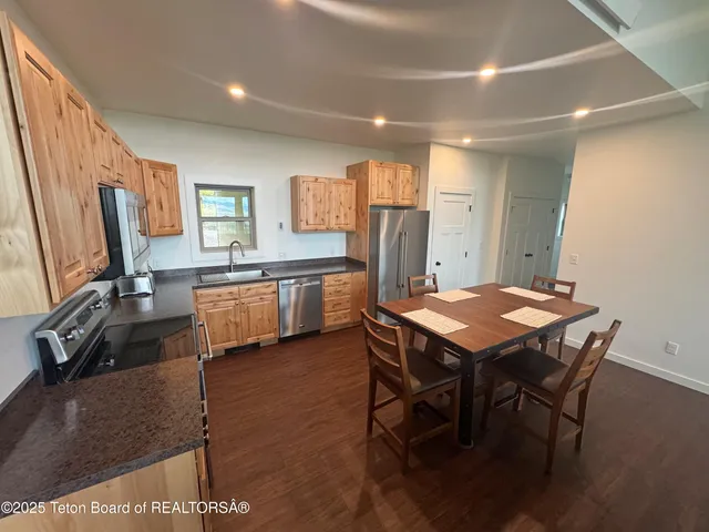 $845,000 | 604 Falcon Drive, Alpine, WY 83128