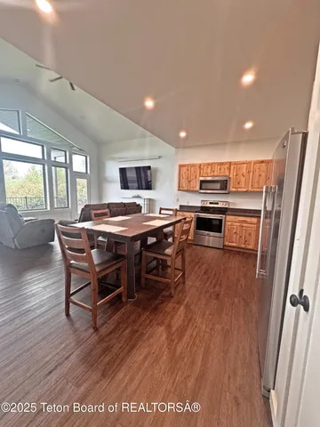 $845,000 | 604 Falcon Drive, Alpine, WY 83128